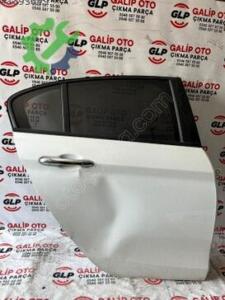 FİAT EGEA 1.3 2022 SAĞ ARKA KAPI CAMI HATASIZ ORJİNAL ÇIKMA