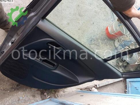 Fiat Egea Kapı Döşemesi çıkma parça