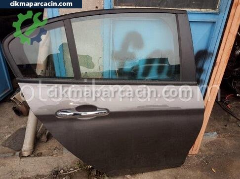 Fiat Egea Sağ Arka Kapı çıkma parça