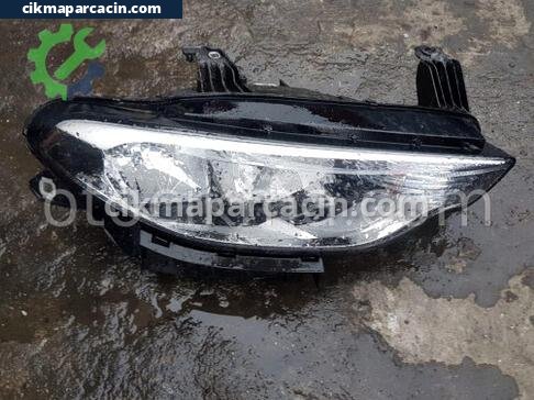 Fiat Egea Sağ Ön Far çıkma parça