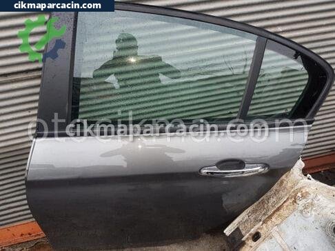 Fiat Egea Sol Arka Kapı çıkma parça