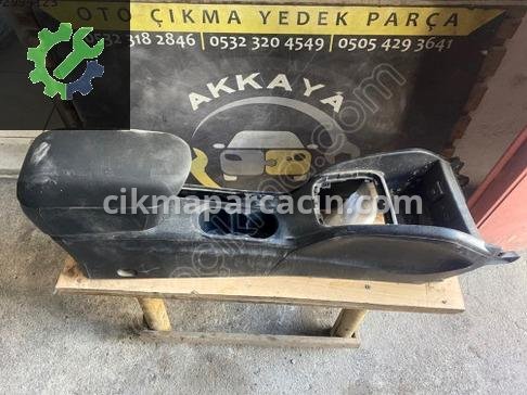 Fiat Egea Orta Konsol 735675675 çıkma parça