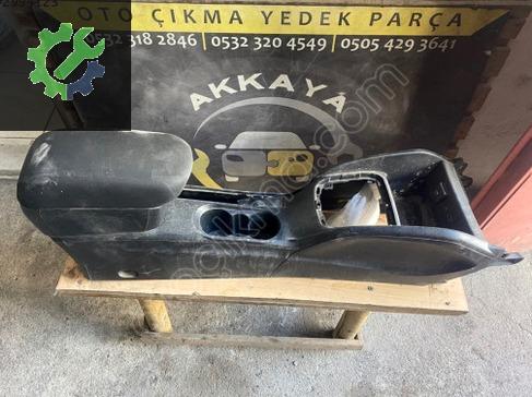 Fiat Egea Orta Konsol 735675675 çıkma parça