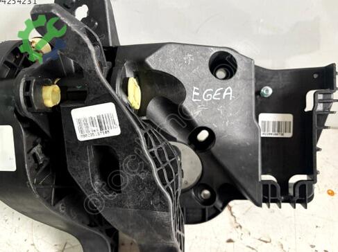 Fiat Egea Pedal çıkma parça