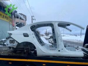 Fiat Egea sağ arka çamurluk orijinal temiz