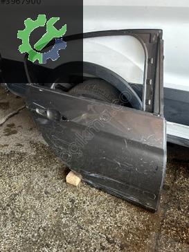 Fiat Egea Sağ Arka Kapı çıkma parça