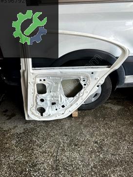 Fiat Egea Sağ Arka Kapı çıkma parça