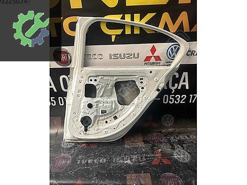 Fiat Egea Sağ Arka Kapı çıkma parça