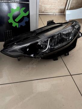 Fiat Egea Sağ Ön Far çıkma parça