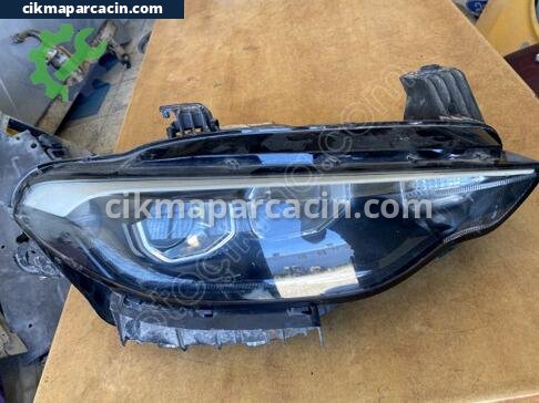 Fiat Egea Sağ Ön Far çıkma parça
