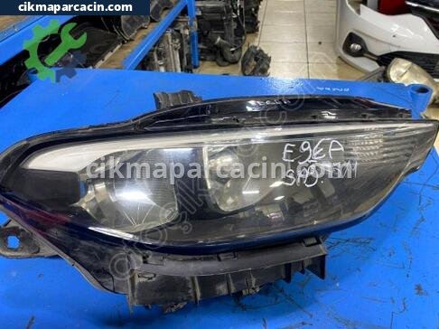 Fiat Egea Sağ Ön Far çıkma parça
