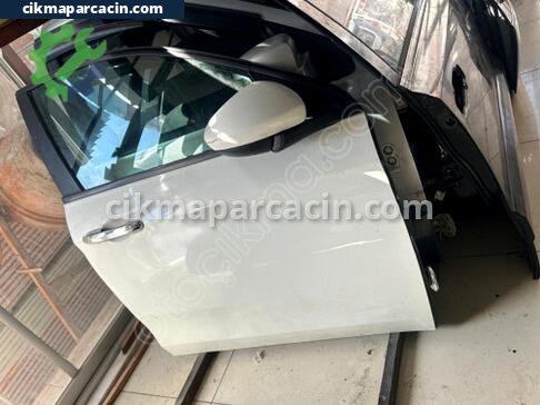 Fiat Egea Sağ Ön Kapı çıkma parça