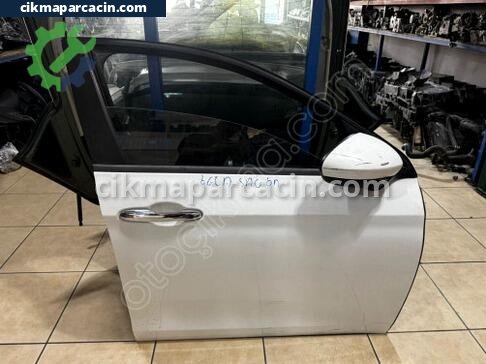 Fiat Egea Sağ Ön Kapı çıkma parça