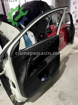 Fiat Egea Sağ Ön Kapı 52204527 çıkma parça