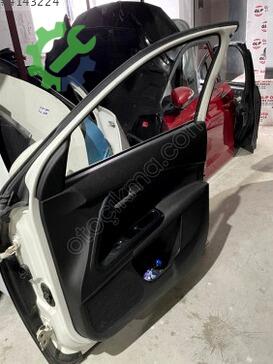 Fiat Egea Sağ Ön Kapı çıkma parça