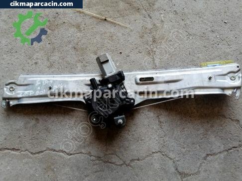 Fiat Egea Sol Arka Cam Krikosu çıkma parça