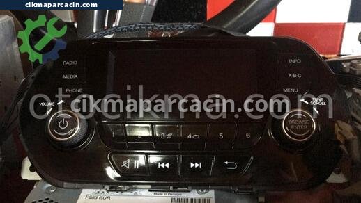 Fiat Egea Teyp çıkma parça