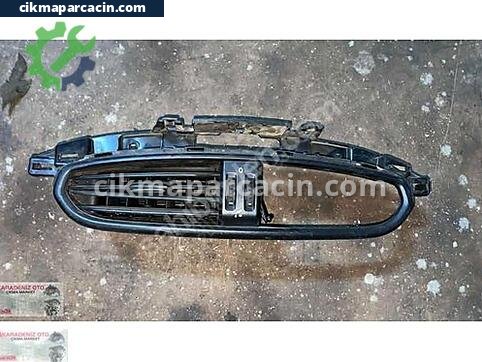 Fiat Egea Kalorifer Izgarası çıkma parça