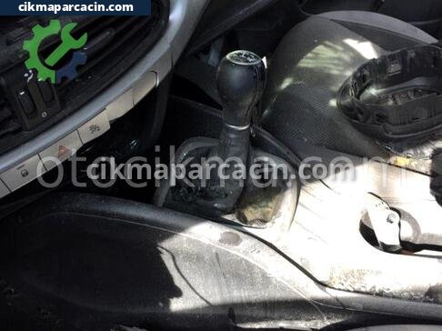 Fiat Egea Vites Topuzu çıkma parça