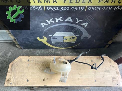 Fiat Egea Yedek Su Deposu çıkma parça