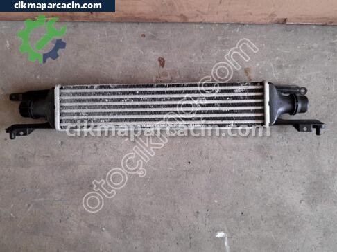 Fiat Fiorino Intercooler Radyatörü çıkma parça