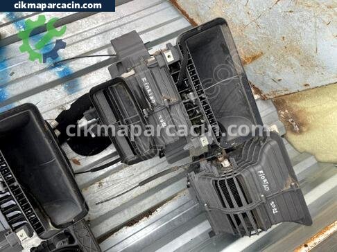 Fiat Fiorino Kalorifer Kutusu çıkma parça