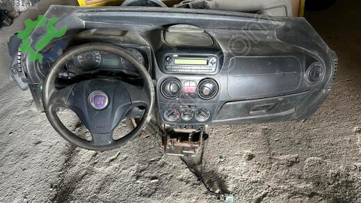 Fiat Fiorino Göğüs çıkma parça