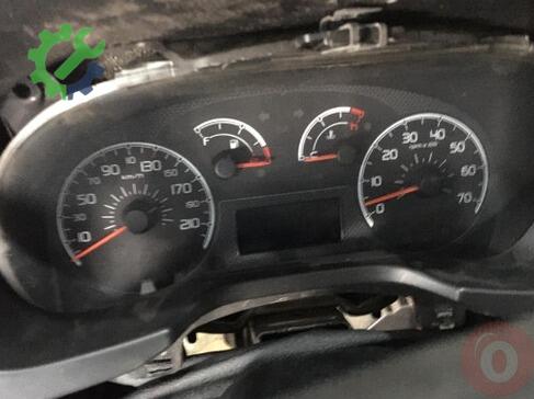 Fiat Fiorino Gösterge Saati çıkma parça
