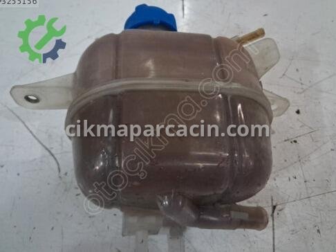Fiat Fiorino Yedek Su Deposu çıkma parça
