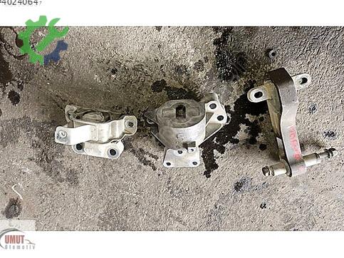 Fiat Fiorino Motor Takozu çıkma parça