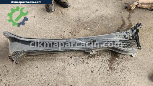 Fiat Fiorino Ön Cam Izgarası çıkma parça
