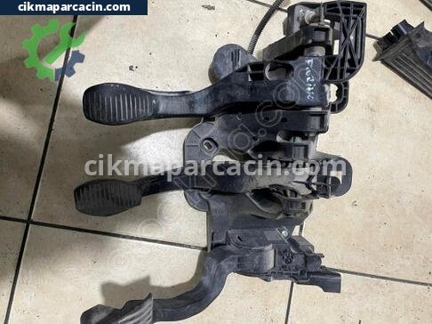 Fiat Fiorino Pedal çıkma parça