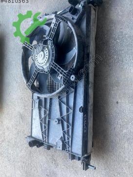 Fiat Fiorino Radyatör çıkma parça