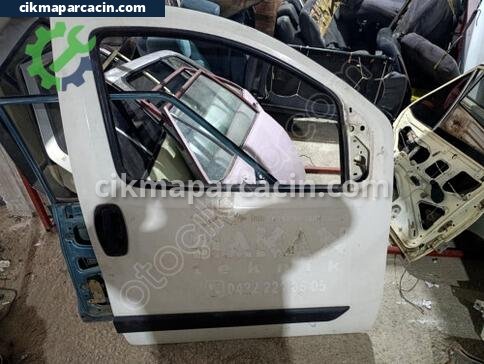 Fiat Fiorino Sağ Ön Kapı çıkma parça