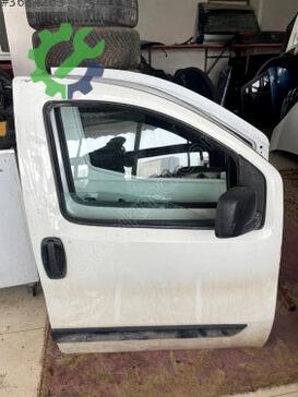 Fiat Fiorino Sağ Ön Kapı çıkma parça