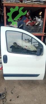 Fiat Fiorino Sağ Ön Kapı çıkma parça
