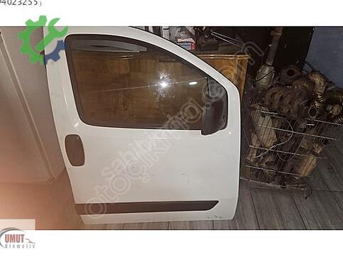 Fiat Fiorino Sağ Ön Kapı çıkma parça