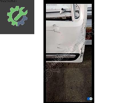 Fiat Fiorino Sağ Ön Kapı çıkma parça