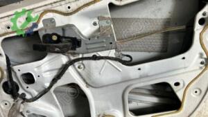 Fiat Fiorino sağ sağ ön cam mekanizması