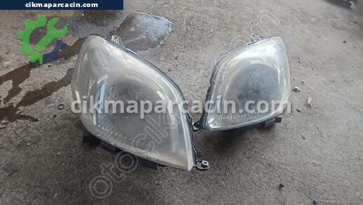 Fiat Fiorino Sağ Ön Far çıkma parça