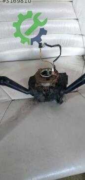 Fiat Fiorino Sinyal Kolu çıkma parça