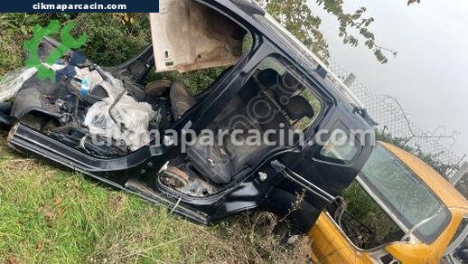 Fiat Fiorino Sol Arka Çamurluk çıkma parça