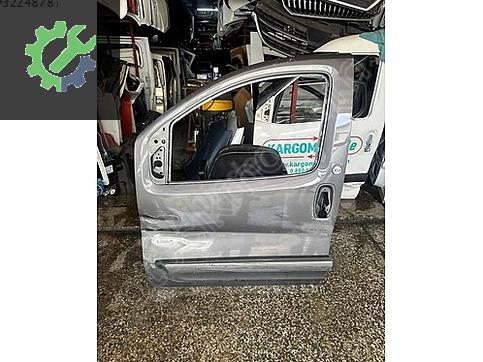 Fiat Fiorino Sol Ön Kapı çıkma parça