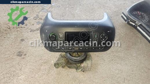 Fiat Fiorino Teyp çıkma parça