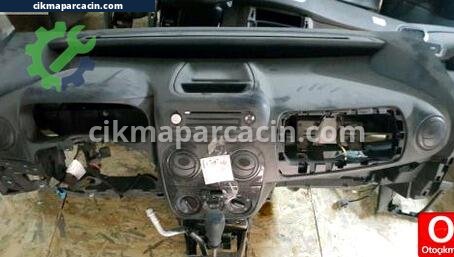Fiat Fiorino Teyp çıkma parça