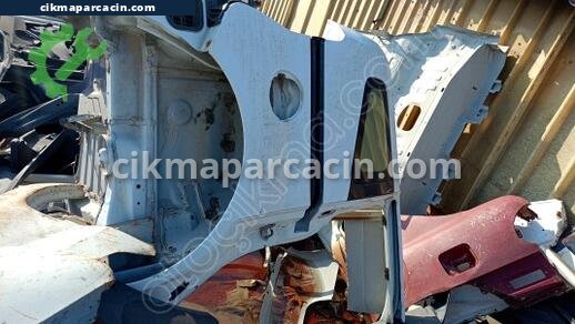 Fiat 500 Sağ Arka Çamurluk çıkma parça