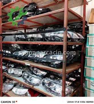 Fiat Freemont Sağ Ön Far çıkma parça
