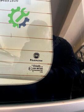 Fiat Punto Bagaj Kapağı çıkma parça
