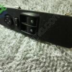 Fiat Punto Orijinal Çıkma Cam Düğme Çerçevesi