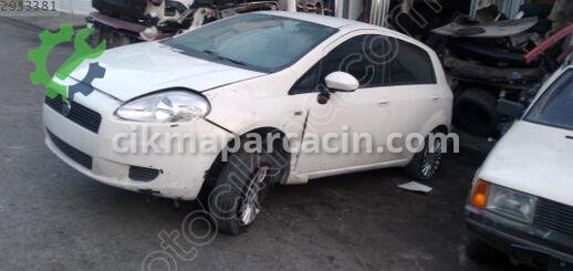 Fiat Punto Sol Ön Kapı çıkma parça